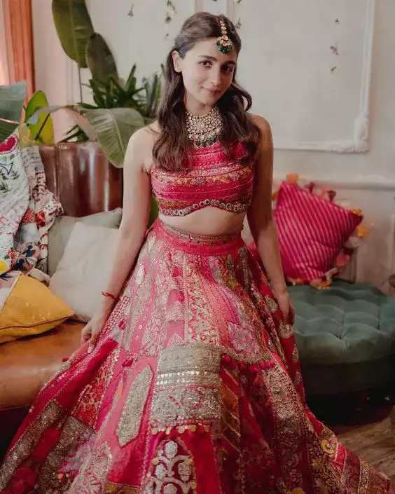 Which is the best place to buy bridal lehenga in India which looks designer  and classy but are on budget? - Quora